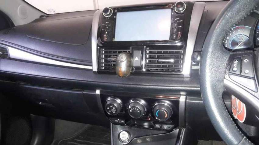 Toyota Yaris - 5 - Family Cars  on Aster Vender