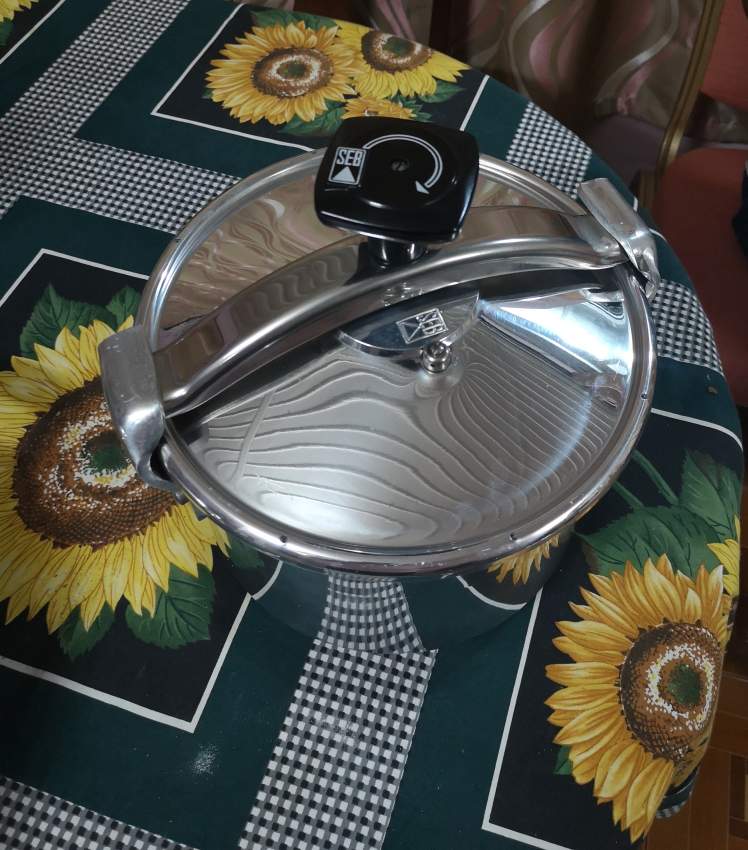 SEB Pressure Cooker  - 1 - Kitchen appliances  on Aster Vender