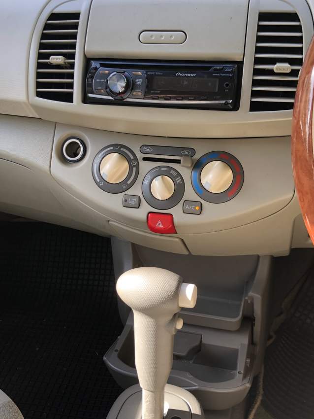 Nissan March AK12 2006 - 2 - Compact cars  on Aster Vender