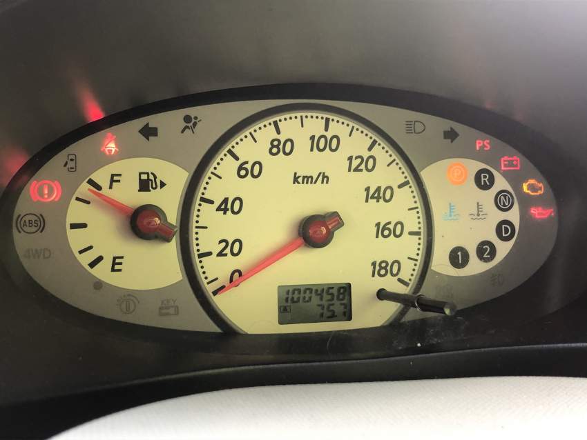 Nissan March AK12 2006 - 3 - Compact cars  on Aster Vender