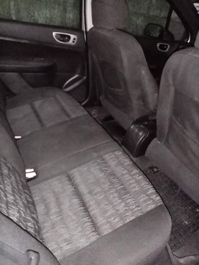 Peugeot hatchback - 2 - Family Cars  on Aster Vender