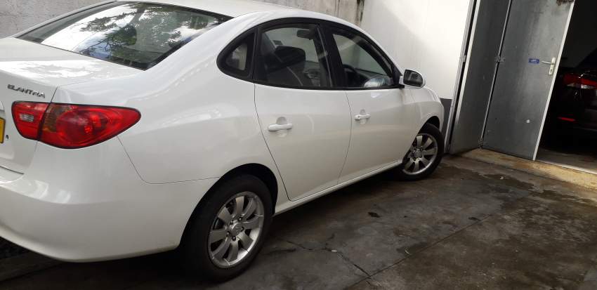 Hyundai elantra 2008.manual.1598cc - 0 - Family Cars  on Aster Vender