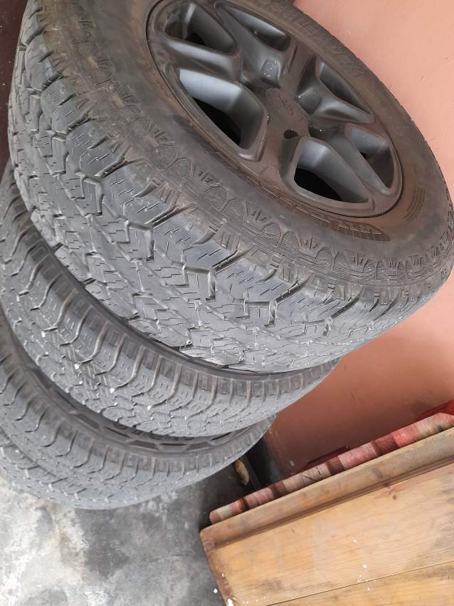 alloy tyre spacer on Aster Vender