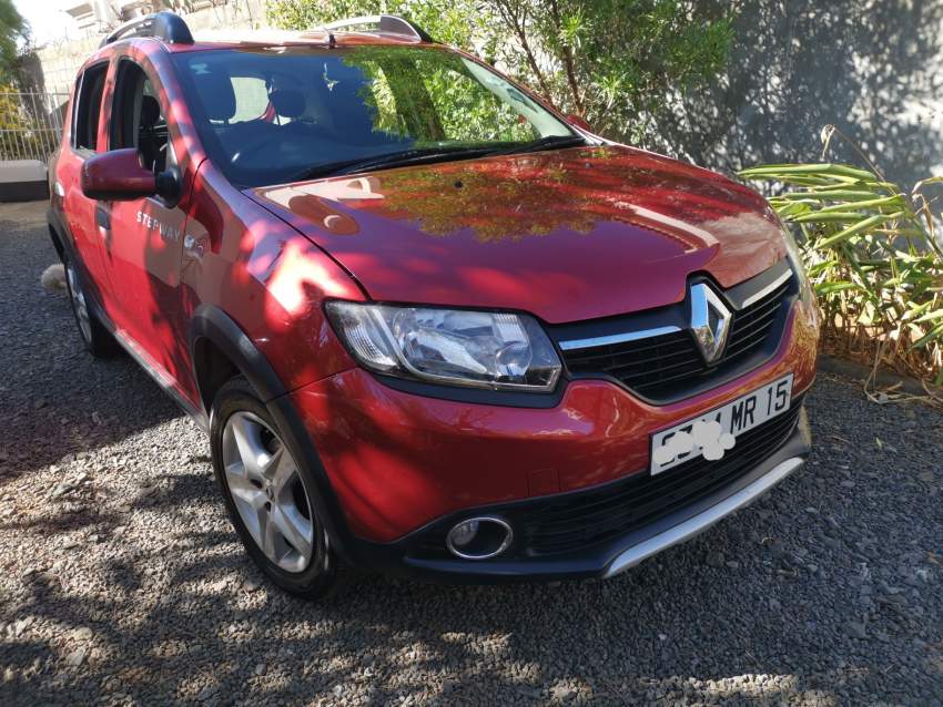 Renault  sandero Stepway - 0 - Family Cars  on Aster Vender