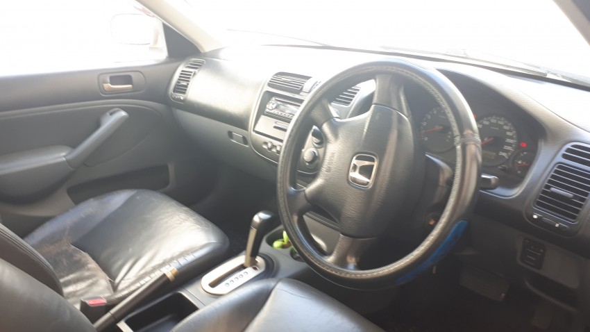 Honda Civic VTI - 1 - Family Cars  on Aster Vender