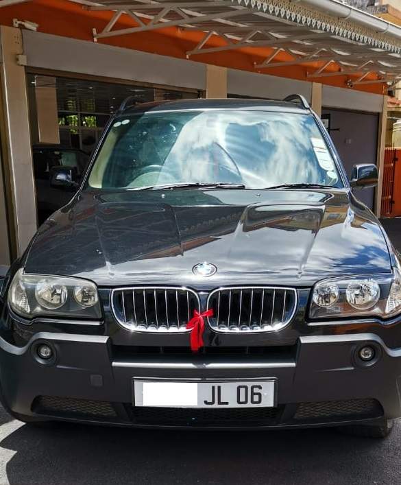 BMW X 3 - 0 - Family Cars  on Aster Vender