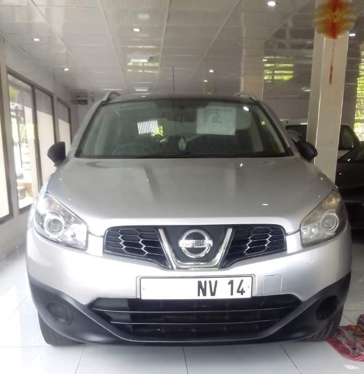 NISSAN QASHQAI + 2 ,7 SEATER - 0 - SUV Cars  on Aster Vender