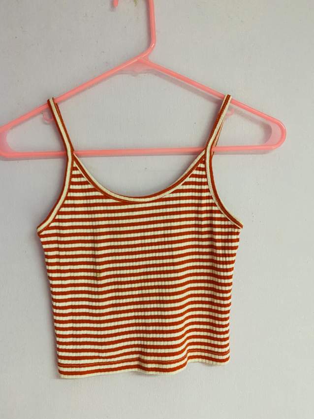 Set of two tops  - 1 - Tops (Women)  on Aster Vender