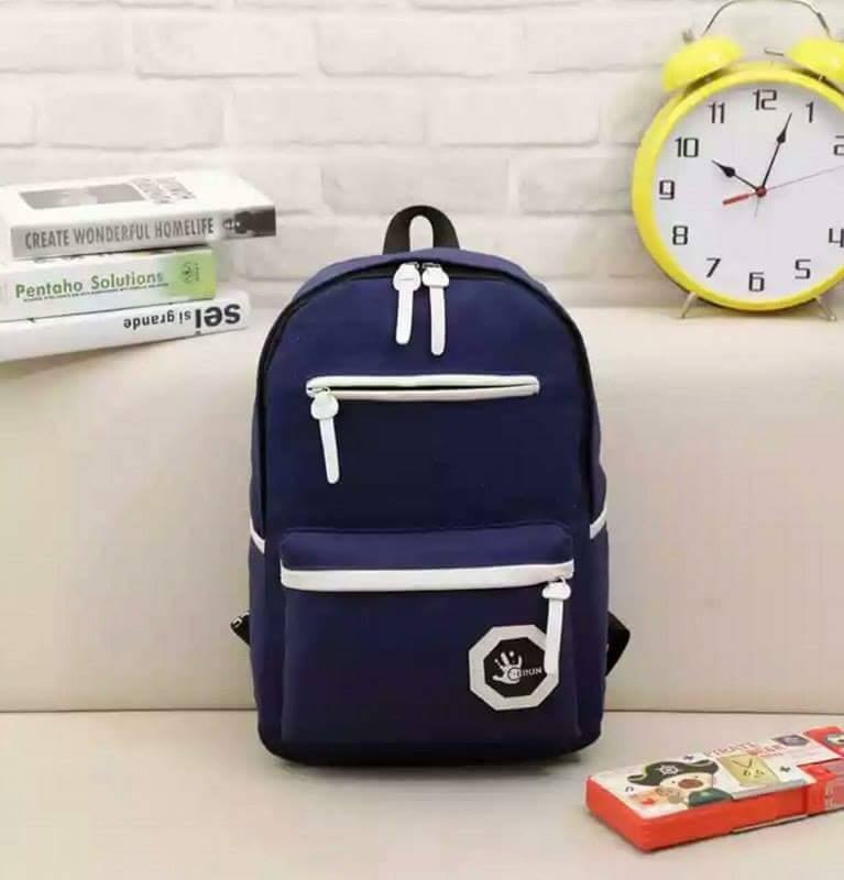 School bag on Aster Vender