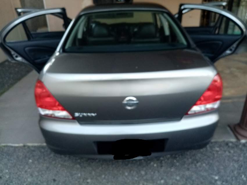 Good condition  - 2 - Family Cars  on Aster Vender