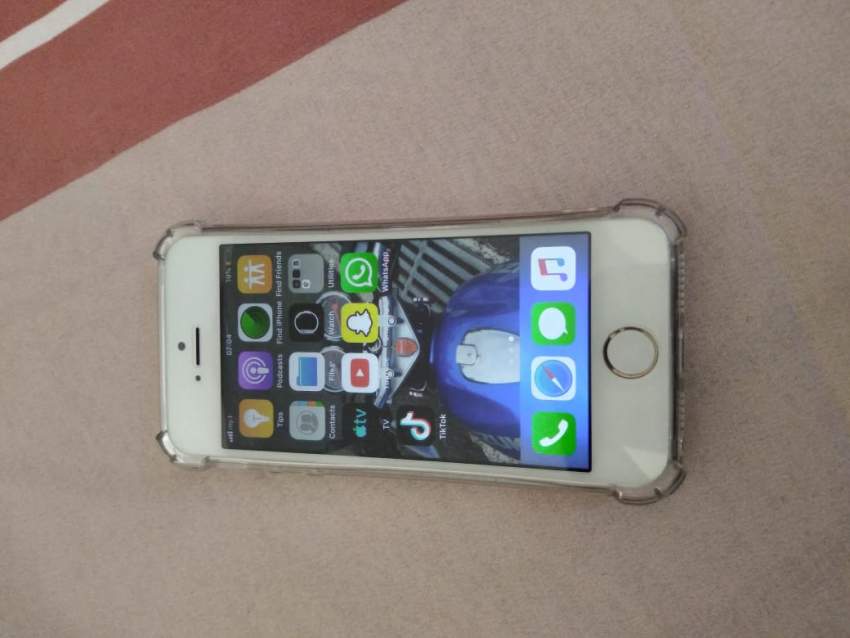 iPhone 5s - 2 - iPhones  on Aster Vender