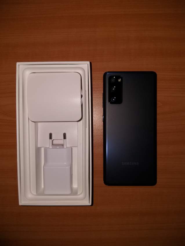 SAMSUNG Galaxy S20 FE on Aster Vender