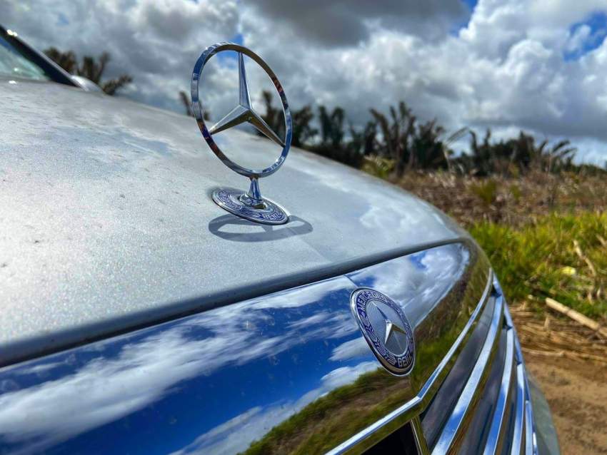 Mercedes-Benz S-320 LWB - 7 - Luxury Cars  on Aster Vender