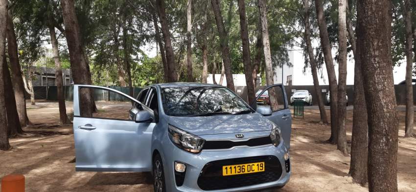 Kia Picanto & Hyundai grand i10 - 1 - Compact cars  on Aster Vender