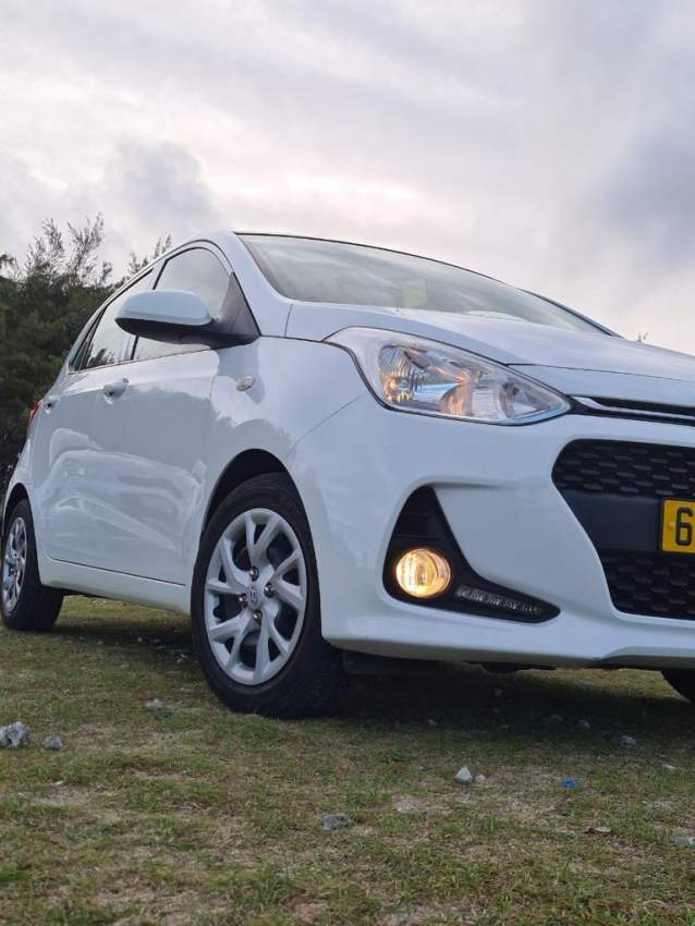 Kia Picanto & Hyundai grand i10 - 5 - Compact cars  on Aster Vender