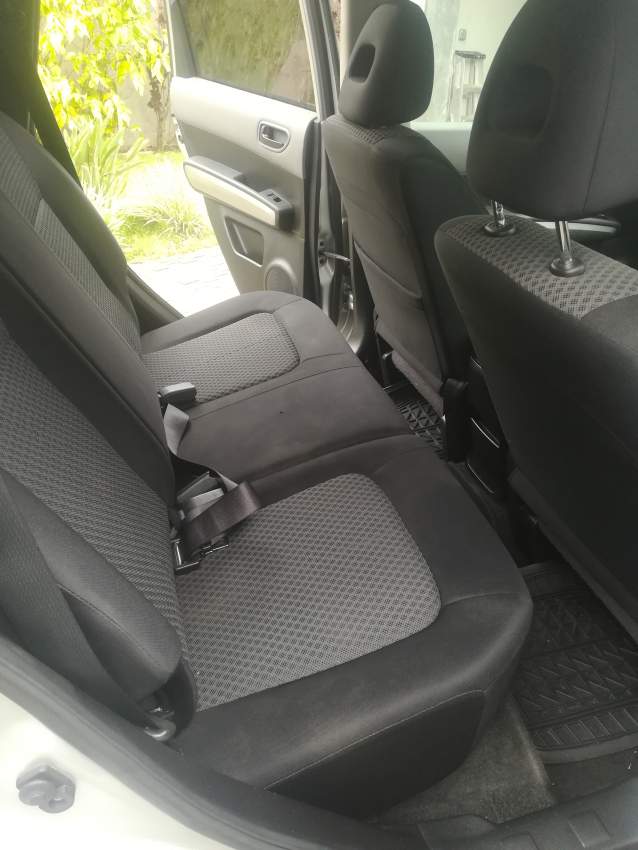 Nissan X Trail 2.5L 4x4 SE - 1 - SUV Cars  on Aster Vender