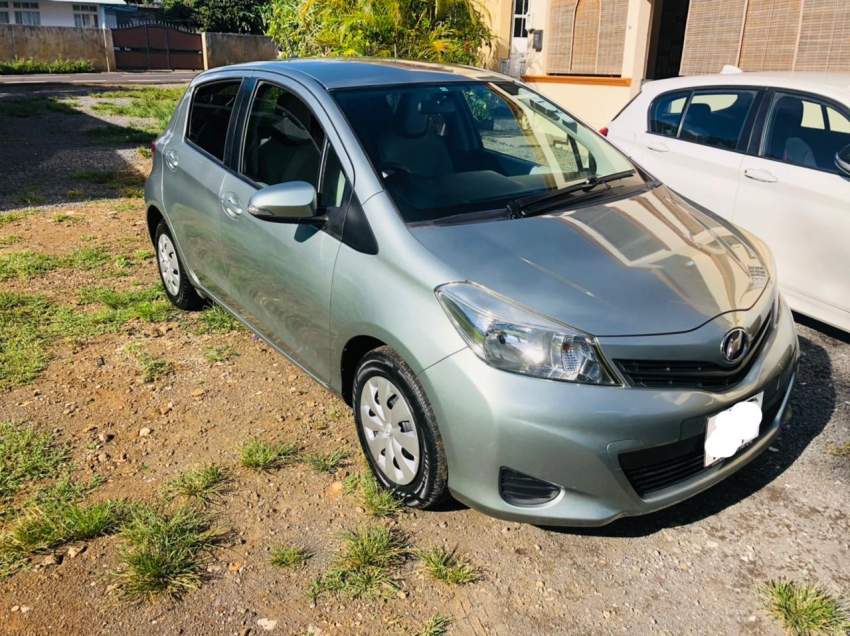 TOYOTA VITZ - 1 - Family Cars  on Aster Vender