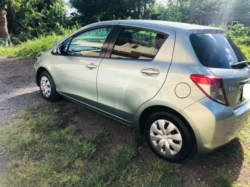 TOYOTA VITZ - 4 - Family Cars  on Aster Vender