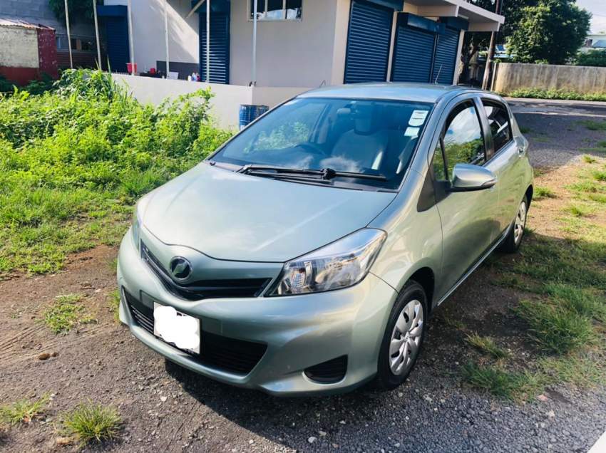 TOYOTA VITZ - 3 - Family Cars  on Aster Vender