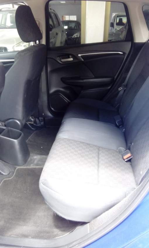 HONDA FIT  - 4 - Family Cars  on Aster Vender