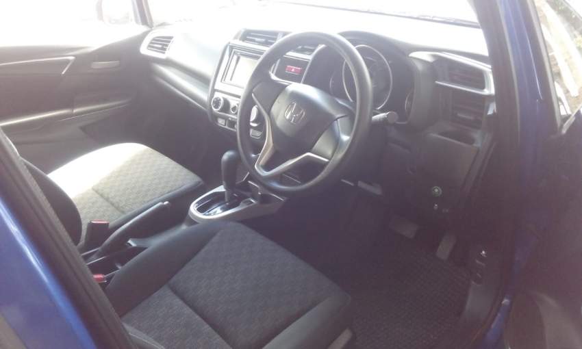 HONDA FIT  - 2 - Family Cars  on Aster Vender