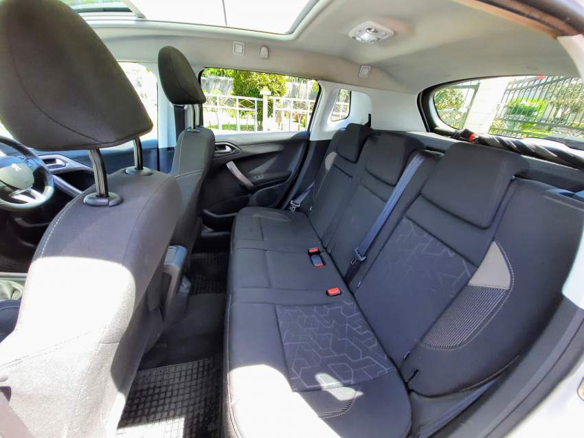 Peugeot 2008 - 6 - SUV Cars  on Aster Vender