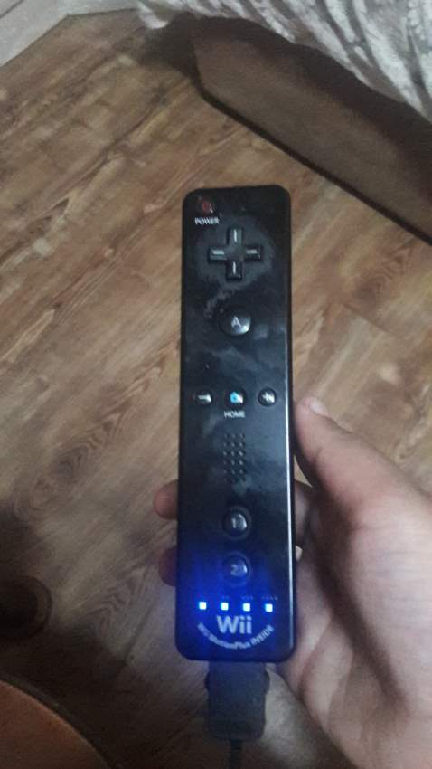 Wii - 1 - All electronics products  on Aster Vender