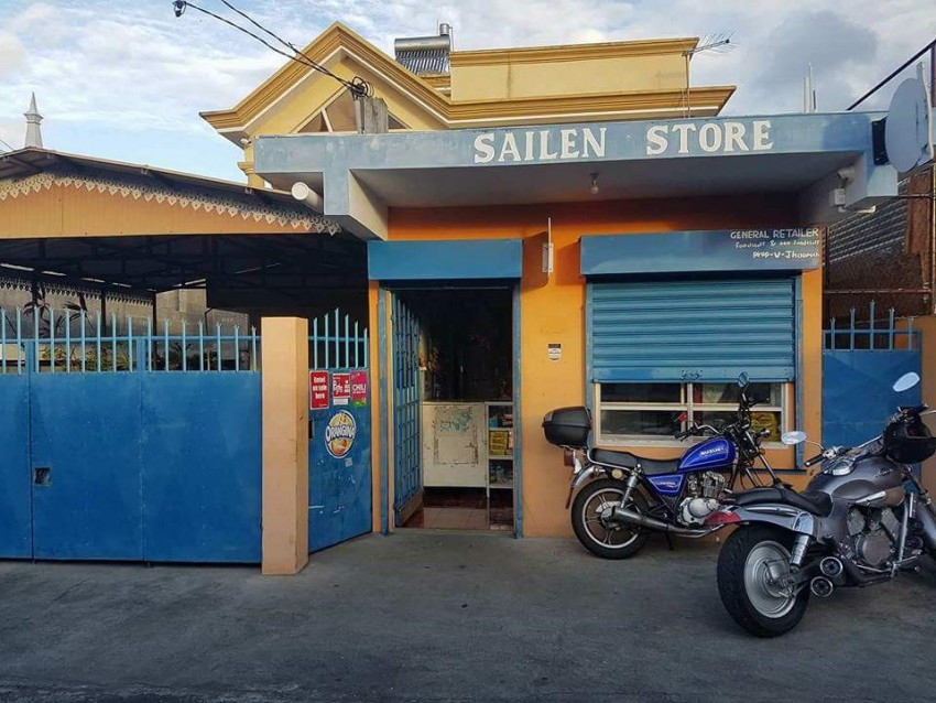 *Furnished House + store for sale in Goodlands* - 9 - Land  on Aster Vender