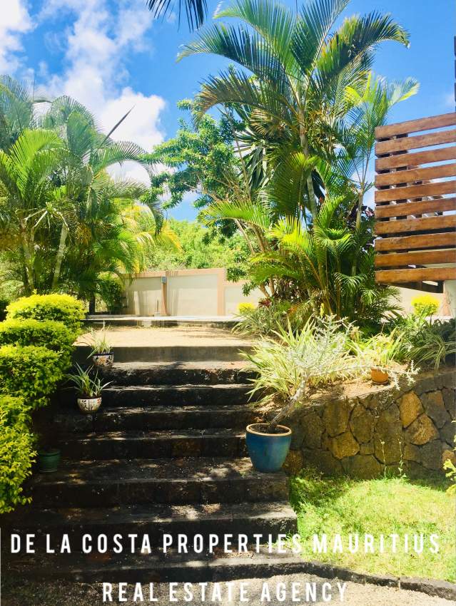 Villa on Sale Near Tousserok Hotel - 2 - Villas  on Aster Vender