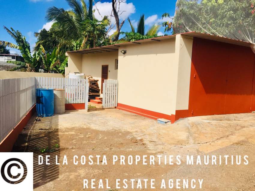 HOUSE ON SALE @ KHOYRATTY@ Rs4,350,000 - 2 - House  on Aster Vender