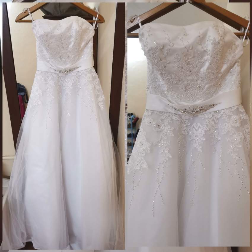 Second hand Wedding dress  - 0 - Wedding clothes  on Aster Vender