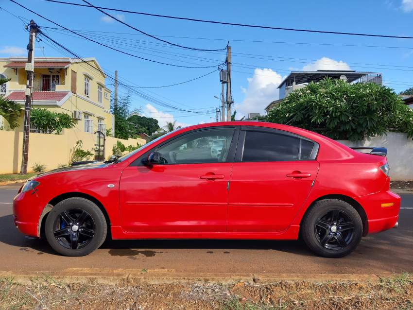 MADZA 3 2004 1.6 5 portes Customisée - 7 - Sport Cars  on Aster Vender