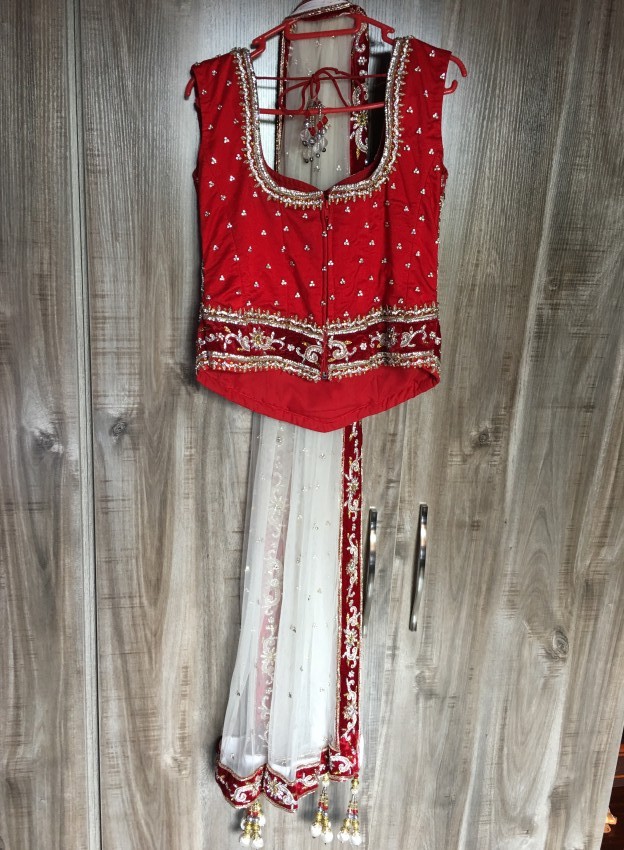 India style female two piece wedding outfit  - 1 - Wedding clothes  on Aster Vender