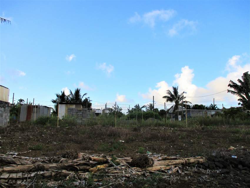 TERRAIN RÉSIDENTIEL - 7 PERCHES -  La Lucie - Bel Air - 4 - Land  on Aster Vender