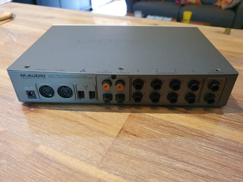 Home Studio External Soundcard (Fire Wire) for Mac & Pc - 1 - Other Studio Equipment  on Aster Vender