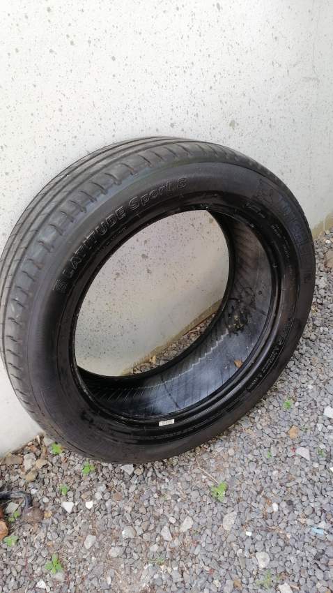 larou  235/55 r19 Michelin - 2 - Luxury Cars  on Aster Vender