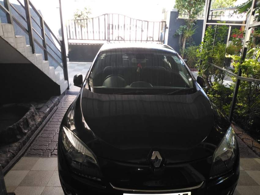 Renault Megane - 0 - Family Cars  on Aster Vender