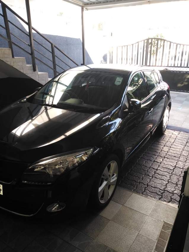 Renault Megane - 4 - Family Cars  on Aster Vender