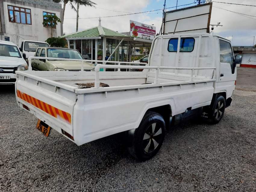 Toyota Dyna Year 97 - 0 - Small trucks (Camionette)  on Aster Vender