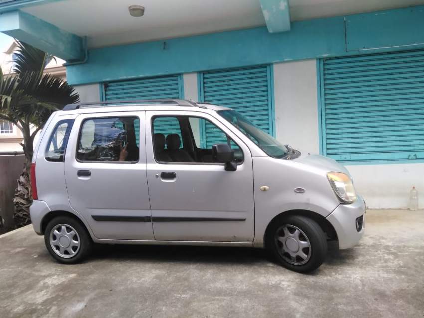 call on 57318550 - 7 - Family Cars  on Aster Vender