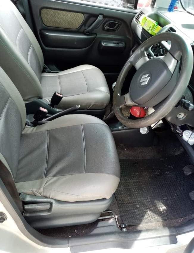 call on 57318550 - 2 - Family Cars  on Aster Vender