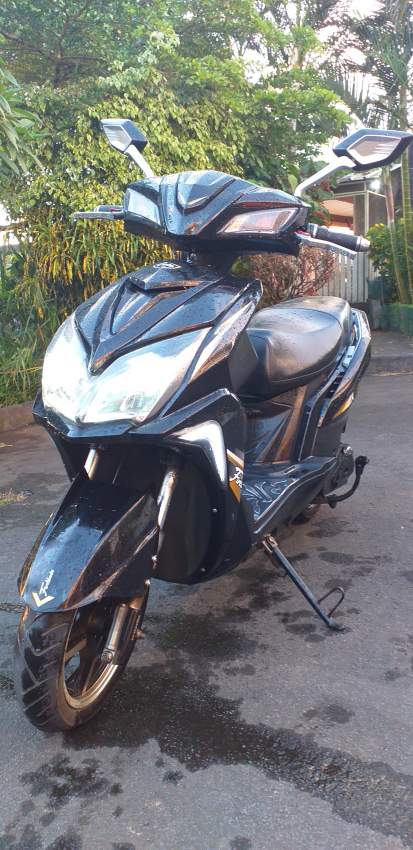 A VENDRE SCOOTER FIREBLADE 1500W  - 0 - Electric Scooter  on Aster Vender