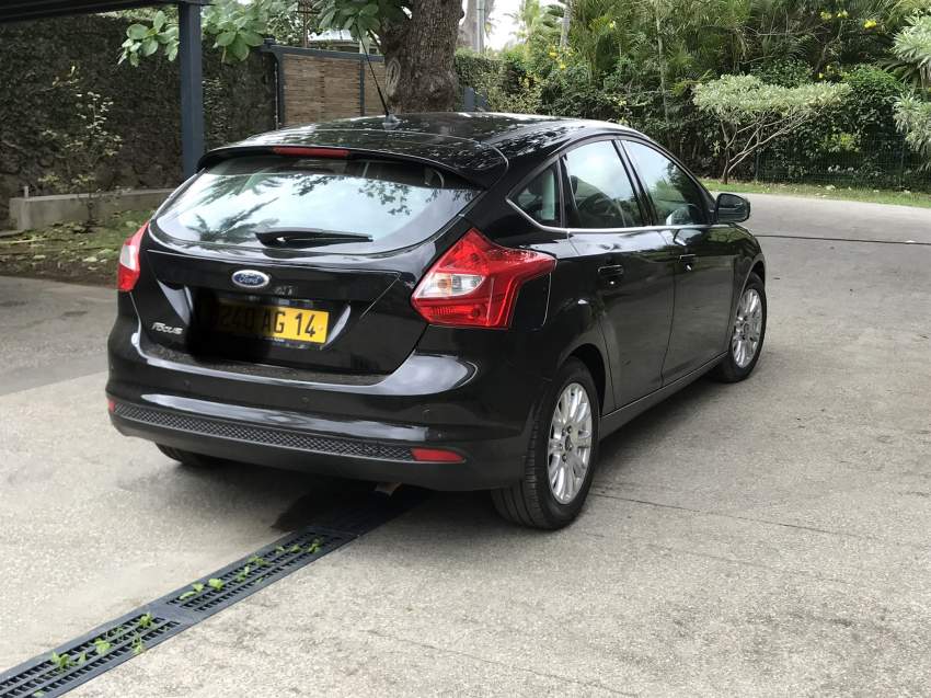 Ford Focus Titanium - perfect condition - 2014 - 4 - Compact cars  on Aster Vender