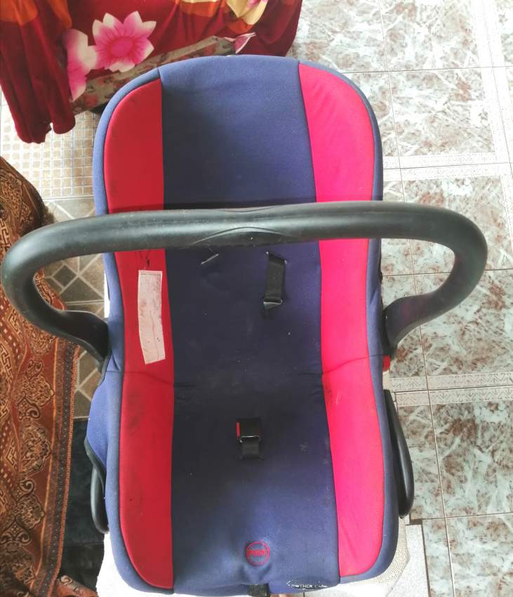 Baby seat for car on Aster Vender