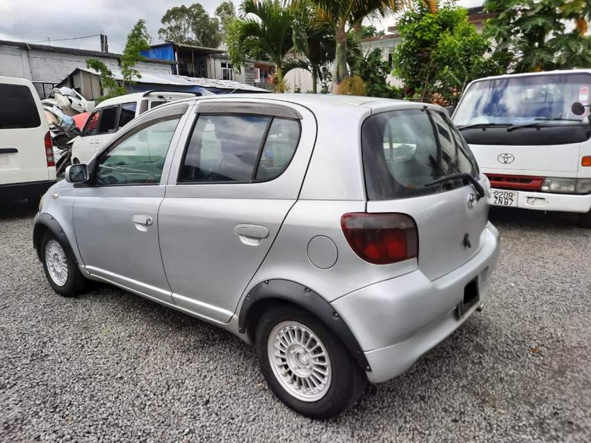 Toyota Vitz Year 01 - 7 - Compact cars  on Aster Vender