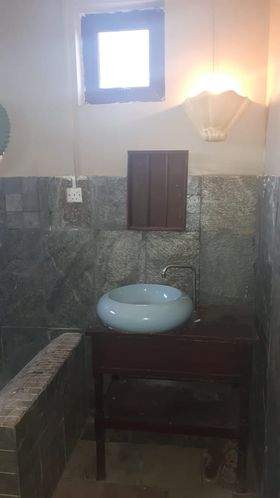 HOUSE ON SALE IN TRIOLET/ MAISON A VENDRE A TRIOLET RS 4.5 M NEG - 2 - Ready Made House  on Aster Vender