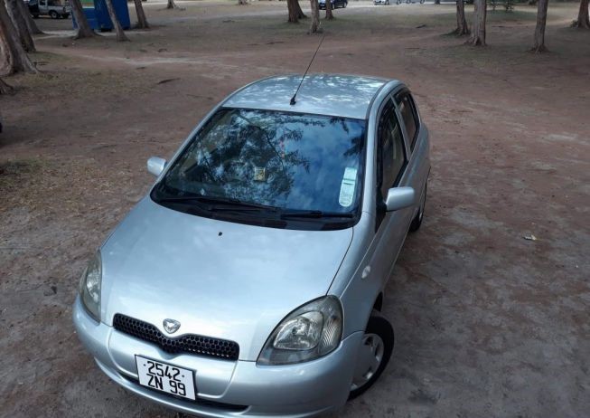 Toyota vitz - 1 - Compact cars  on Aster Vender