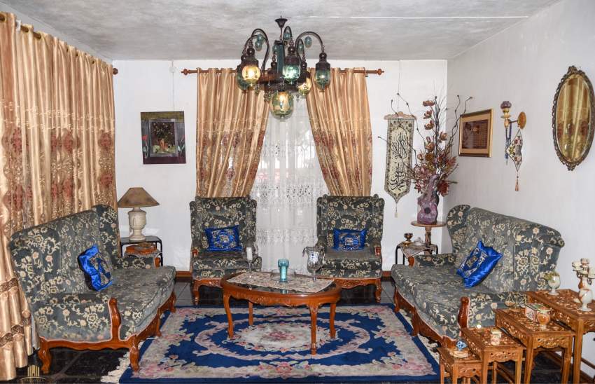 SEMI-FURNISHED HOUSE ON SALE IN PORT LOUIS, RTE DES PAMPLEMOUSSES RS 6 - 7 - House  on Aster Vender