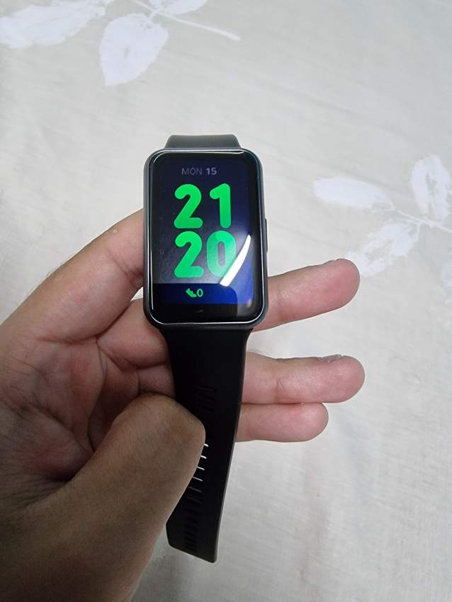 Huawei watchfit - 4 - Smartwatch  on Aster Vender