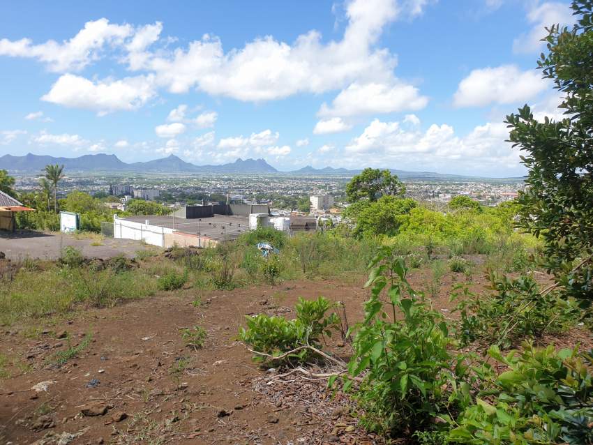 Hot Deal: 25 Perches Of Land With Panoramic Views In Floreal - 0 - Land  on Aster Vender